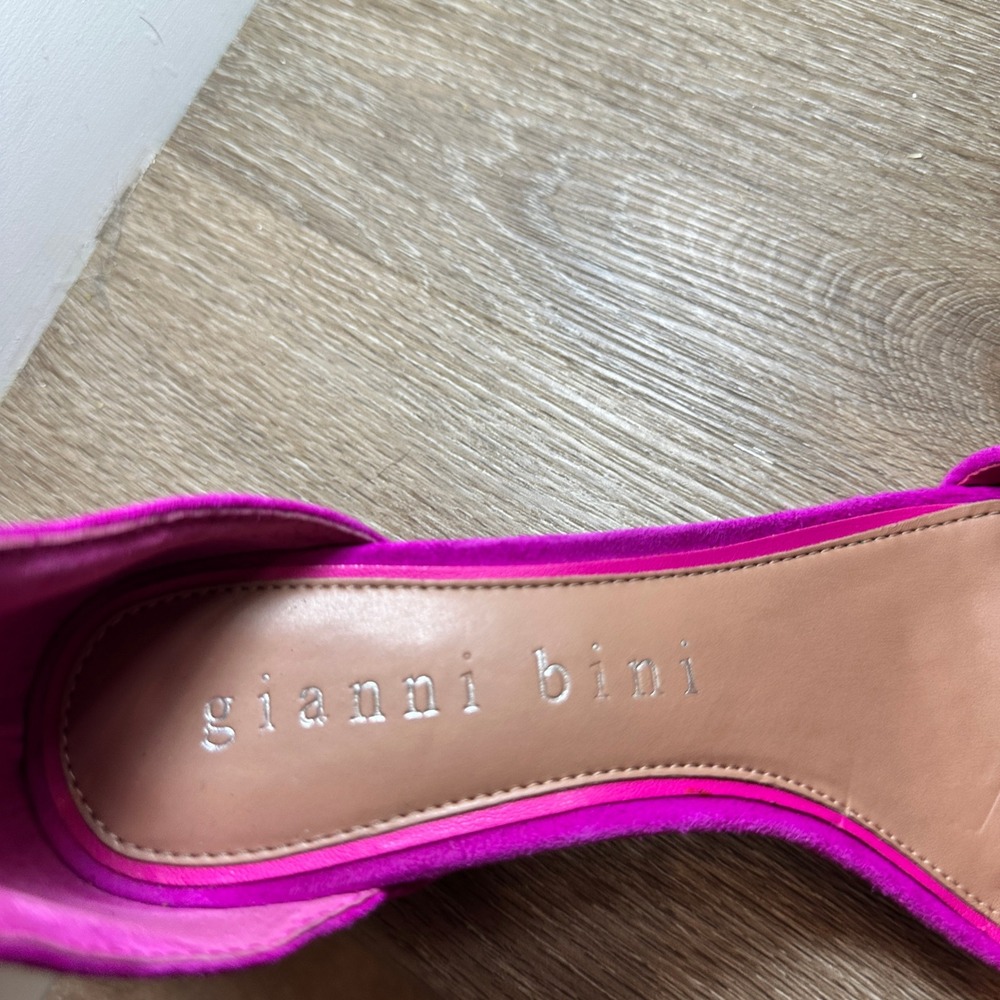 Heels - Picture 6 of 12